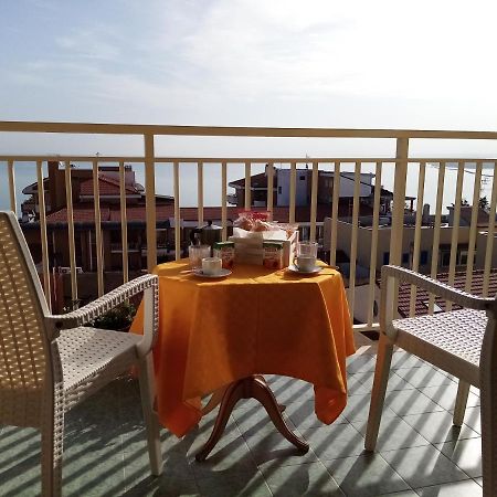 Ferienwohnung Domus Flavia Termoli Exterior foto