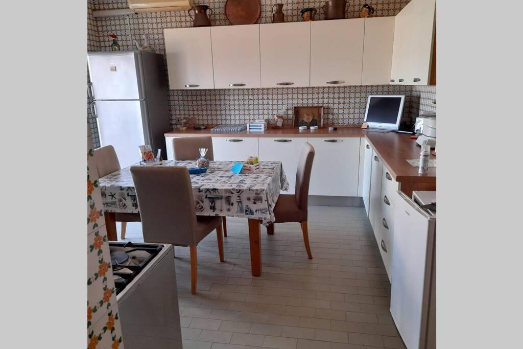 Ferienwohnung Domus Flavia Termoli Exterior foto
