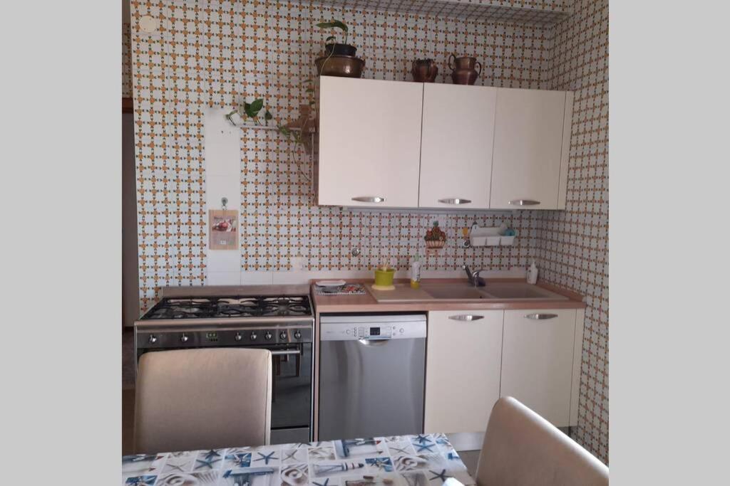 Ferienwohnung Domus Flavia Termoli Exterior foto